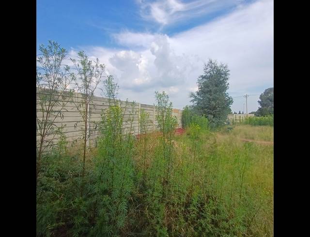996M² VACANT LAND FOR SALE IN KOOKRUS